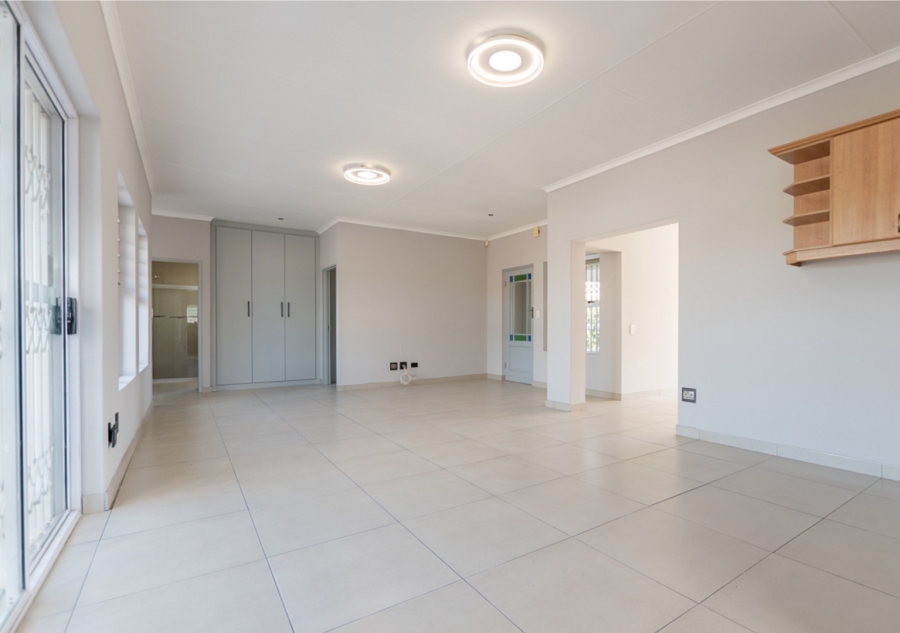 4 Bedroom Property for Sale in Country Club Western Cape